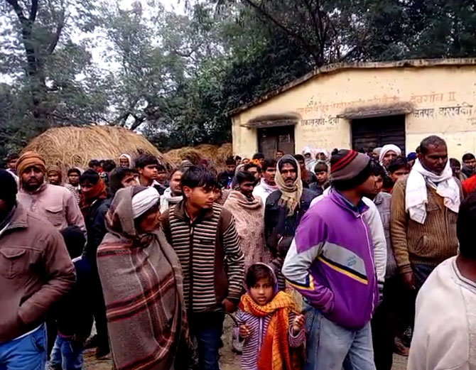 हड़कंप:यूपी के बाराबंकी में जहरीली शराब से 9 की मौत, जांच शुरू....