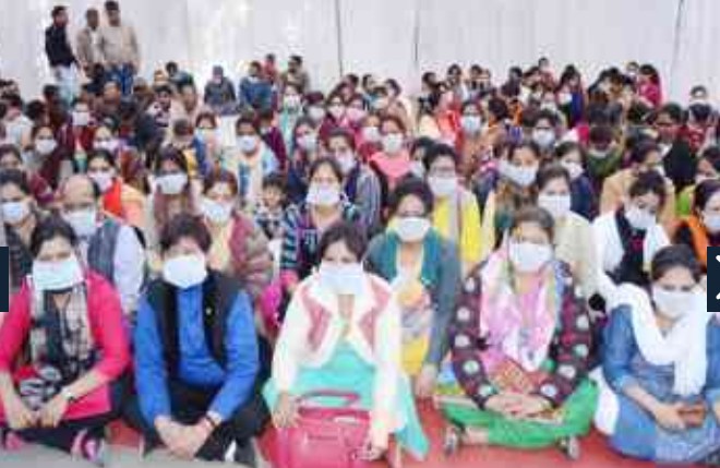 जेएएच में नर्सिंग और पैरामेडिकल स्टाफ की हड़ताल, मरीज परेशान