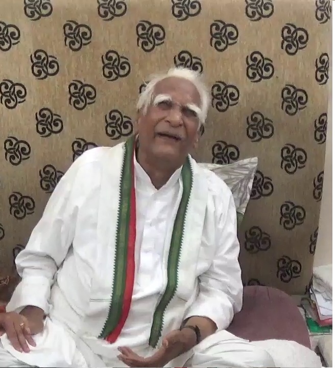 पूर्व विधानसभा अध्यक्ष श्रीनिवास तिवारी के निधन पर किसने क्या कहाँ...