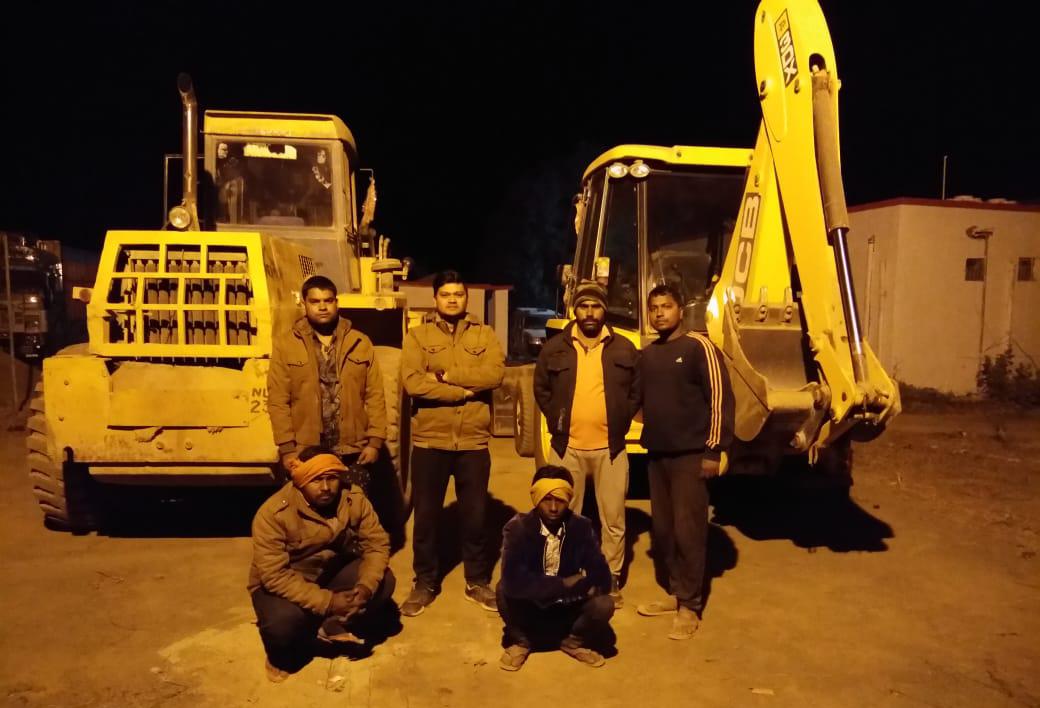 अबैध रेत उत्खनन करने पर 2 जेसीबी को गढ़वा पुलिस ने किया जप्त...