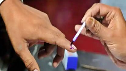 सीधी में अब तक  एक लाख पैंसठ हज़ार मतदाताओं ने किया मताधिकार का प्रयोग